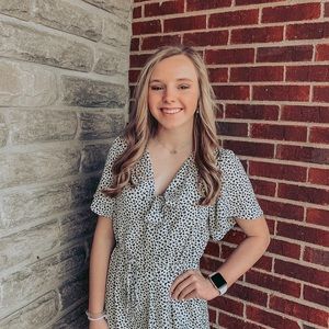 Meet your Posher, Emma